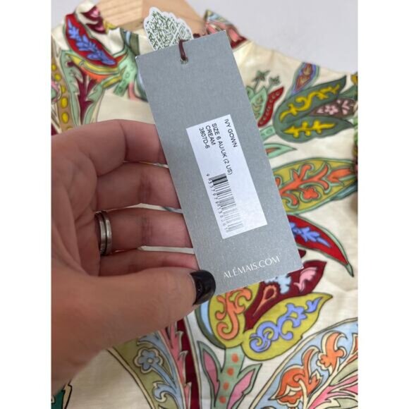 NWT Alemais High Neck Long Puff Sleeves Buttoned Cuffs Ivy Gown Cream Size: 2 - Picture 6 of 8